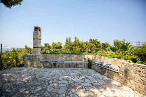 Eco Stone Villa With Private Pool, Jacuzzi And Bbq