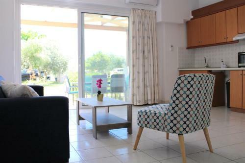 Kalamaki Plaza Apartments