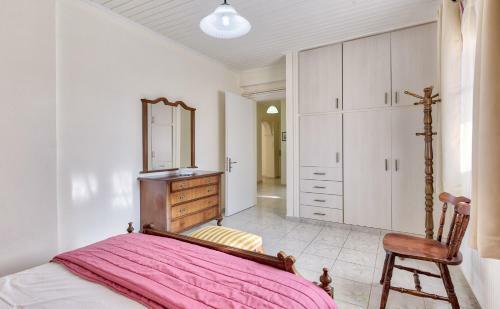 Ina Apartments
