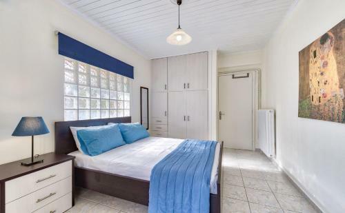 Ina Apartments