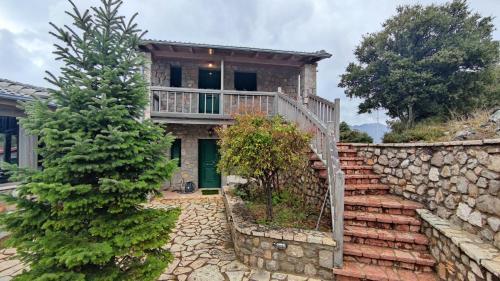 Traditional Cozy Apartment In Livadi Parnassos