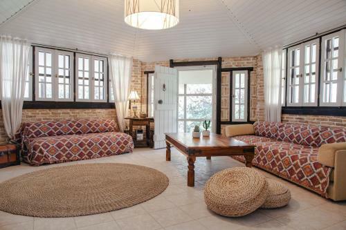 Vartan's Summer House