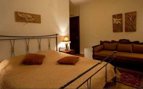 Hostal Akrolimnia