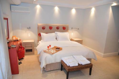 Black Diamond Luxury Seafront Villa Melina