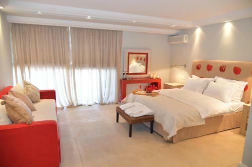 Black Diamond Luxury Seafront Villa Melina