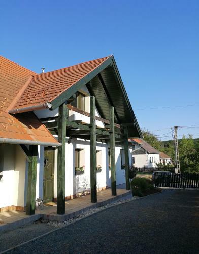 R�bagyarmati Apartman II