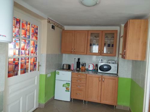 Lepk�s Vend�gh�z