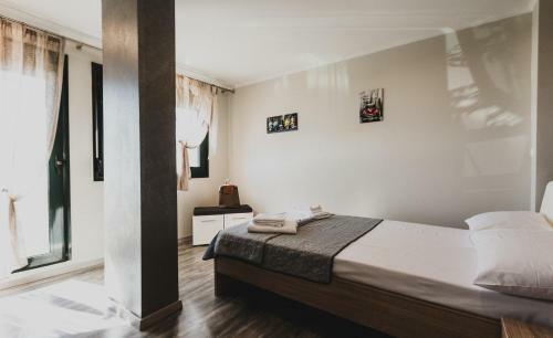 Apartamento Lenti Street House