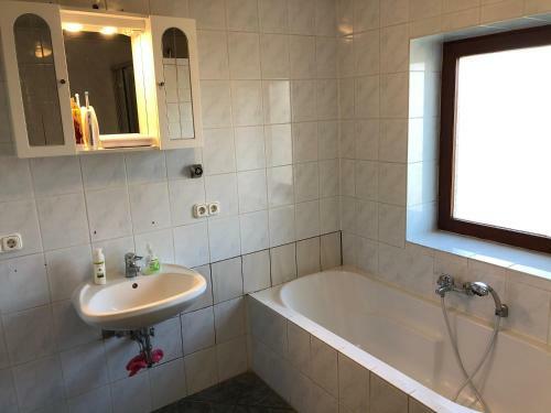 Tisza-tavir�zsa Apartman �llatbar�t