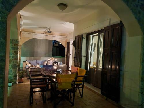 Kalymnos Holiday Villa. Sleeps 6. Spacious, Modern