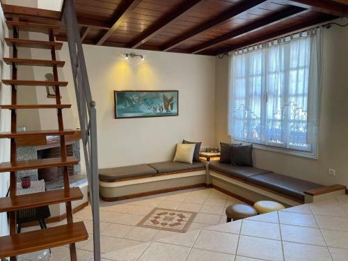Villa Next To The Sea!!