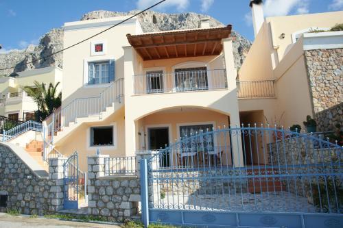 Villa Next To The Sea!!