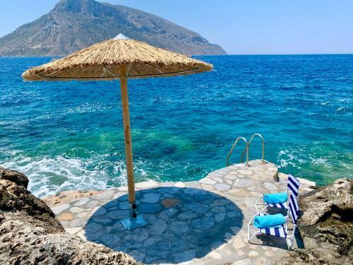 Kastelli Blu Sea - Luxury Waterfront Designer Villa