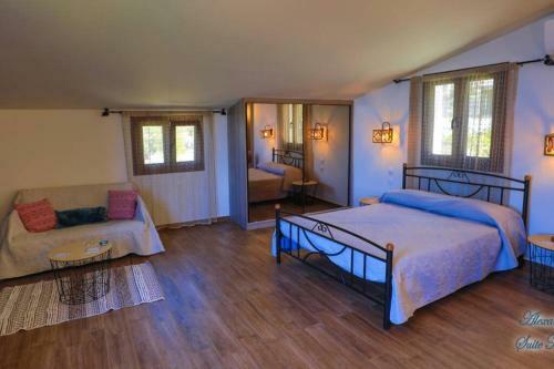 Alexander Suite Home