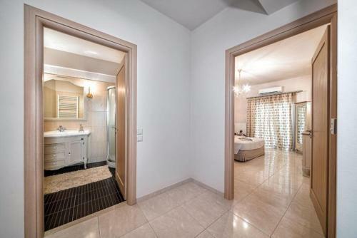 Ioannas Luxury Apartment