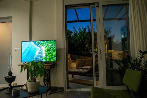 Apartamento Istron Avra