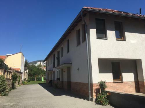 Apartment City Inn P�cs