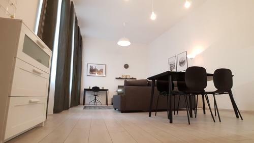 Piacsek Apartmanh�z