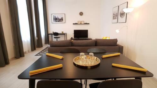 Piacsek Apartmanh�z