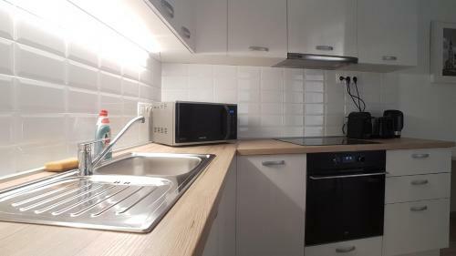 Piacsek Apartmanh�z