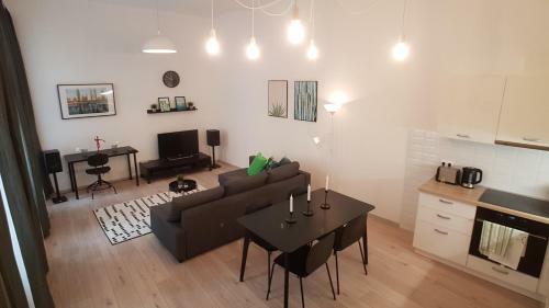 Piacsek Apartmanh�z