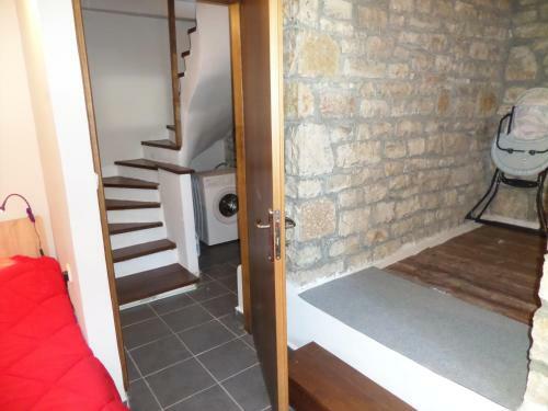 Kalpaki Stone Apartment 1