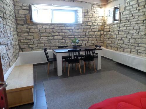 Kalpaki Stone Apartment 1
