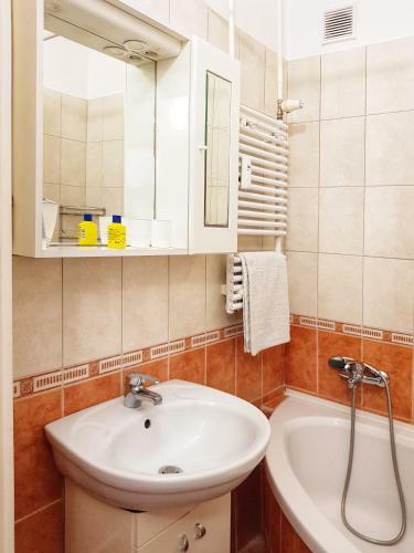 Kod�ly Apartment