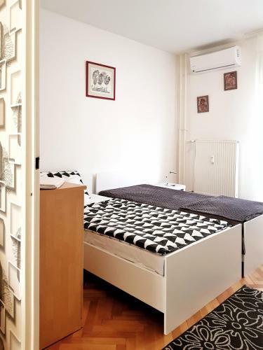 Kod�ly Apartment