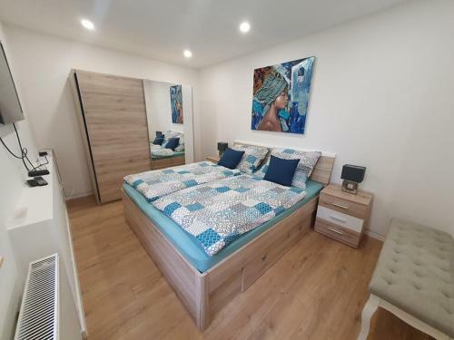 Villa Neapolis