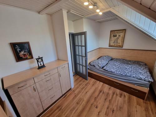 Apartmanh�z 2-6 F?nek