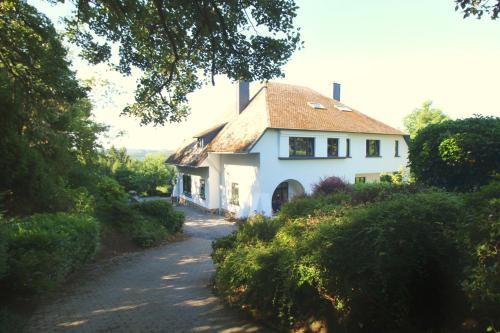 Hostal Les Alisiers