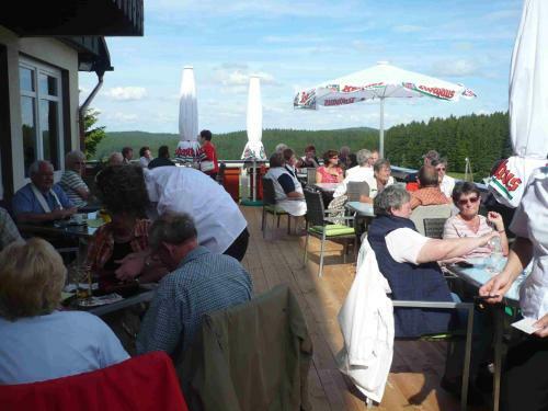 Hotel H�hengasthof L�wen - Escheck