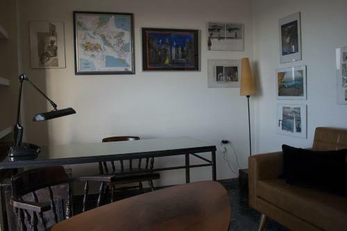 Seafront Apartment In City Center