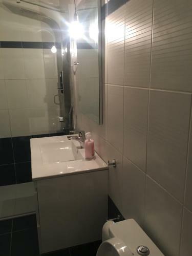 Central 2-bedroom Luxury Apartment