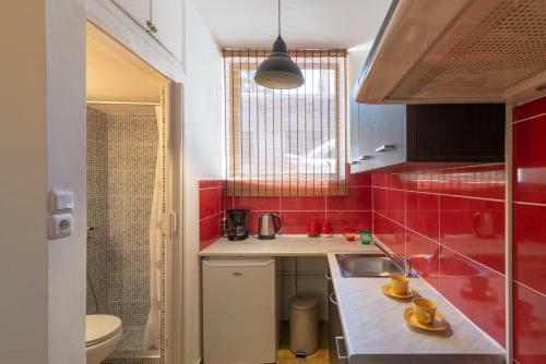 Black Apartment Heraklion