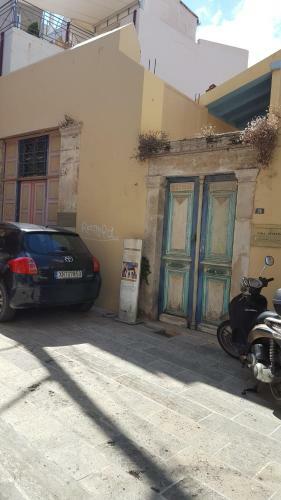 Erato Apartment