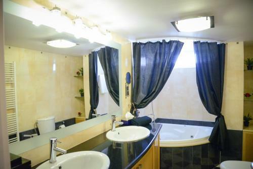 Luxury Modern Apartment 135m2