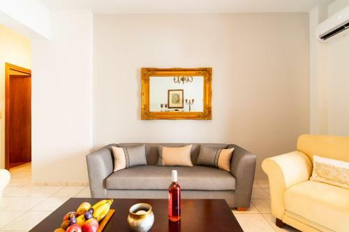 Iaspis Apartment