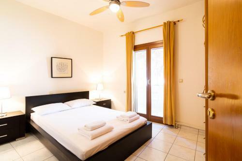 Iaspis Apartment