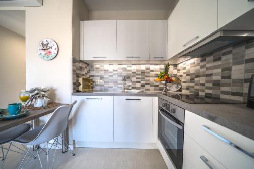 Alma City Center Apartment 4