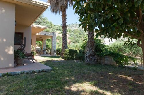 Villa Heraklion Comfy House With Mountain View