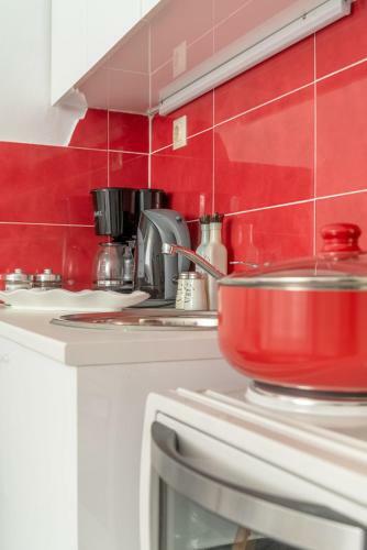 Red Apartment Heraklion
