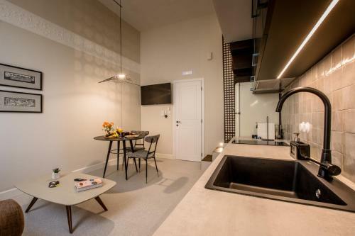 Desertia Luxury Living Apartments - Heraklion