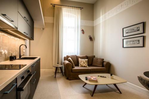 Desertia Luxury Living Apartments - Heraklion