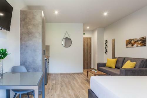 Raise Heraklion Boutique Apartments