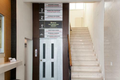 Apartamento Raise The Heraklion Project