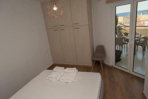 Koules Sea View City Apartment