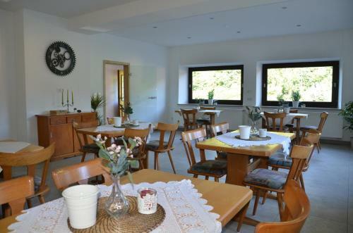 Hostal Ferien-g�stehaus T�chersfeld