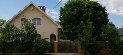 Apartamento Gesztenye Vend�gh�z